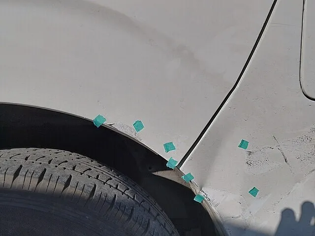 ハイエース 左センターボディ・アウターピラーの板金塗装・事故修理｜横浜市都筑区 ケービーエス