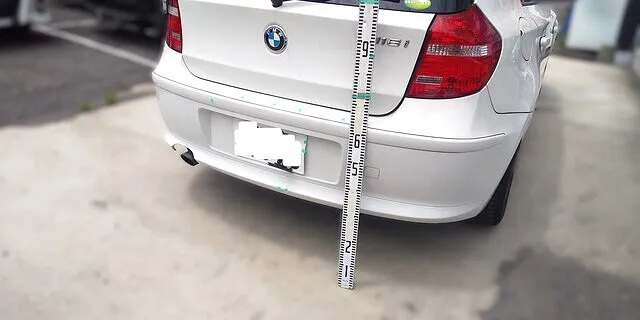 BMW 1シリーズ リアバンパー割れ・変形の板金塗装・事故修理｜横浜市都筑区 ケービーエス