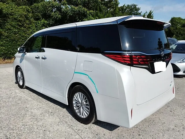 40系アルファード 左クオーターパネルの板金塗装・事故修理｜横浜市都筑区 ケービーエス