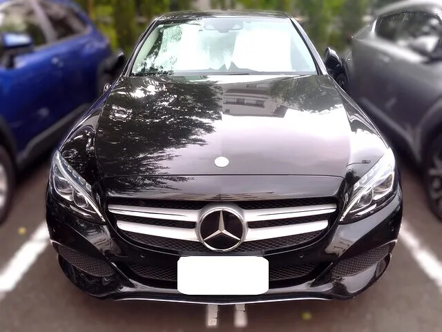 ベンツCクラス W205 アルミドア・リアフェンダーの板金修理｜横浜市都筑区 ケービーエス